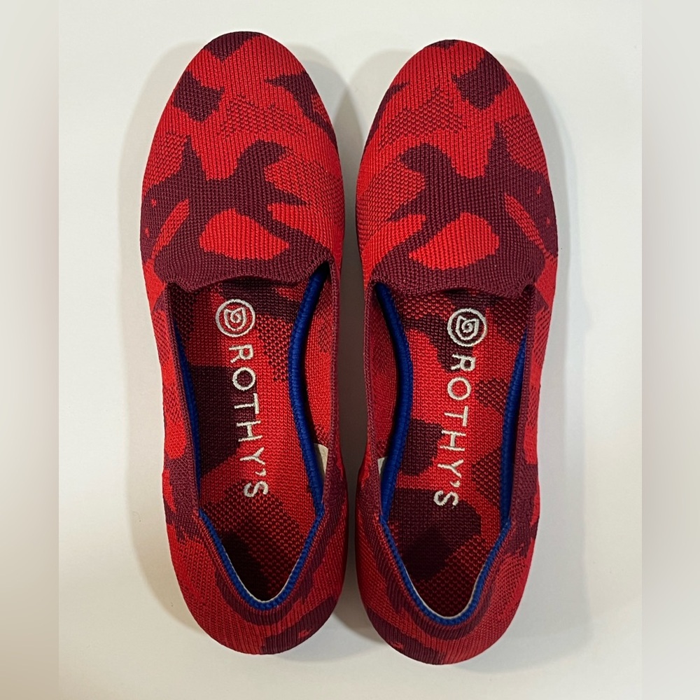 Retired red camo Rothys The Loafer women’s shoes flats